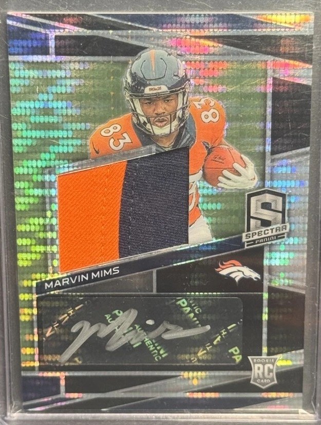 2023 Panini Spectra Marvin Mims Rookie Patch Auto Neon Black Light Prizm